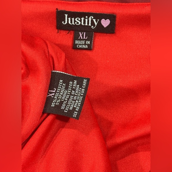 Justify Red Ruched Long Sleeve Dress - Picture 3 of 3